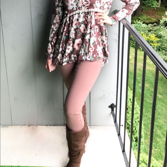 Mauve Stretchy Skinny Jeans - Picture 5 of 8